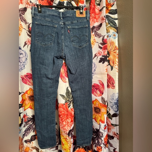 Levi's Mid Rise 311 Shaping Skinny Denim Jeans - Picture 4 of 8